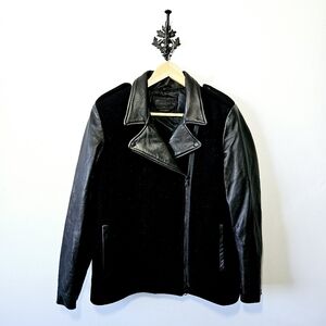 Danier Wool Leather Moto Jacket Size M Black Full Zip EUC